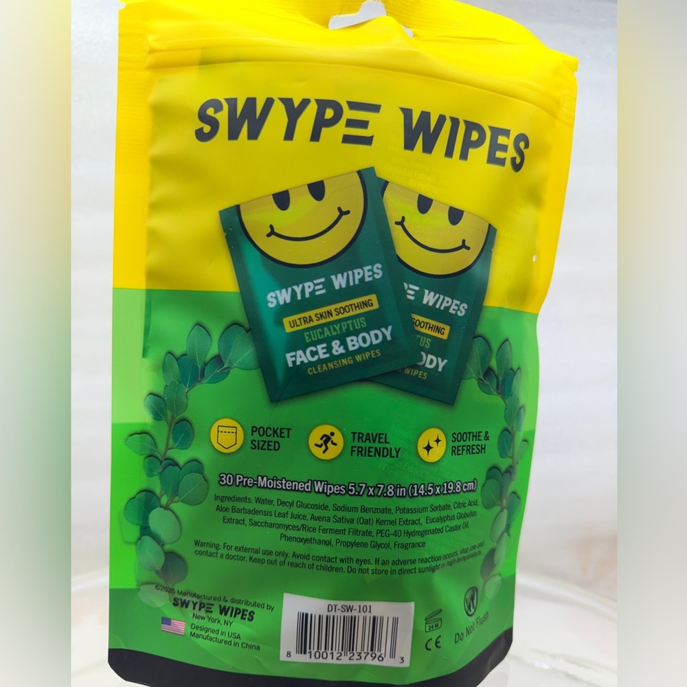 Soothing Face & Body Cleansing Wipes - Yellow and Green